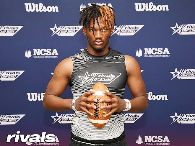 Ags leading the charge for 4-star DE