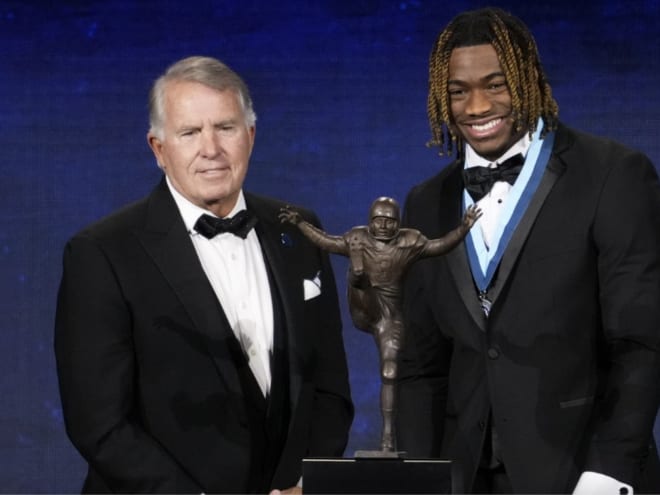 Alabama QB Jalen Milroe wins 2024 Campbell Trophy