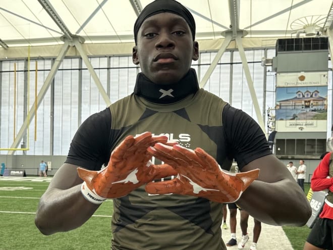 Rivals100 LB Kosi Okpala talks interest in Texas