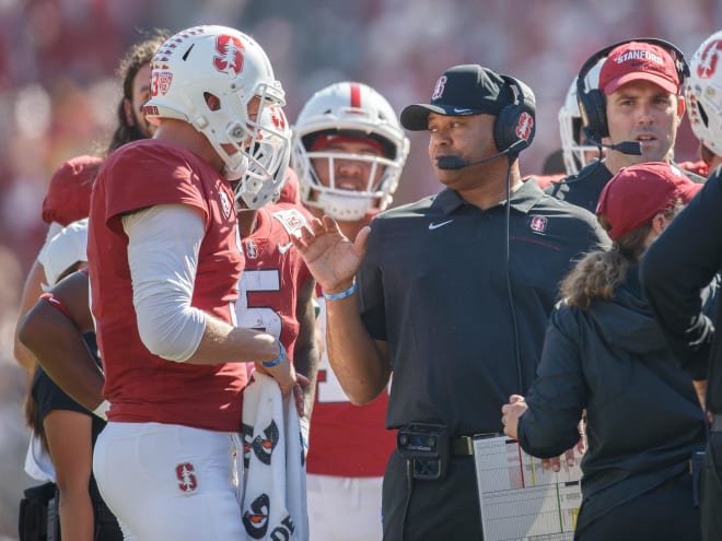 Stanford offers two 2022 QBs in a break from its typical process