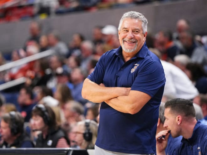 STULTZ: It's time Auburn honors Bruce Pearl