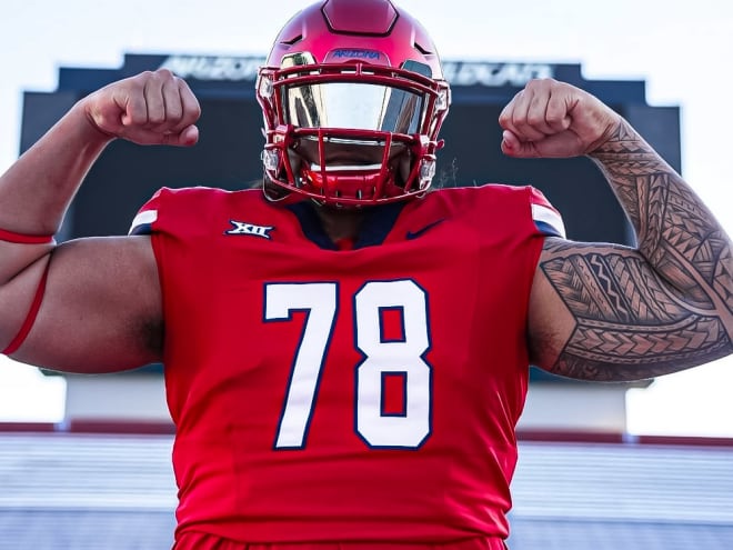 TRANSFER: Arizona lands more size in OL Ka'ena DeCarmbra from the portal