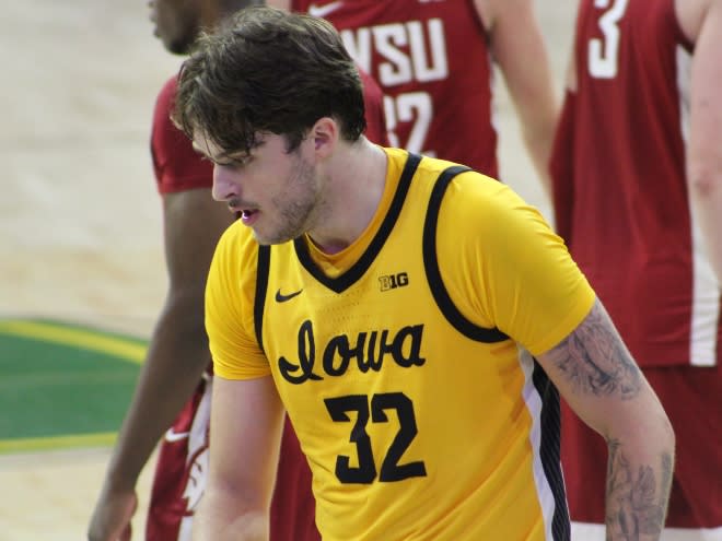 Iowa 76, Washington State 66: Hometown Hero