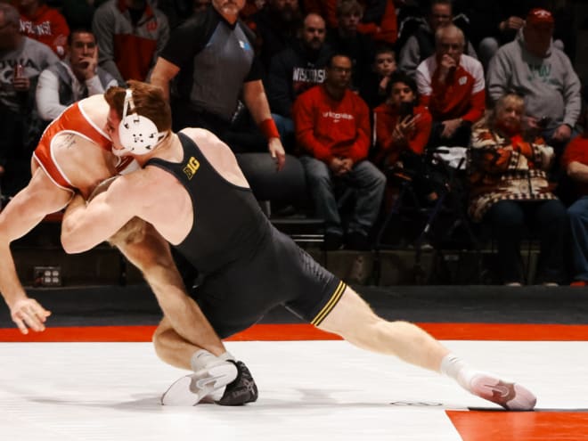 No. 2 Iowa 45, Wisconsin 0: Madison Mauling