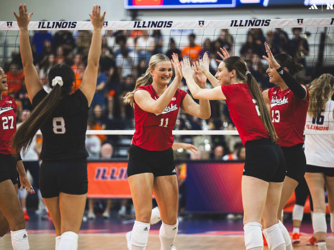 Nebraska VB: Huskers dominate Iowa, move to 39-0 all-time vs. Hawkeyes