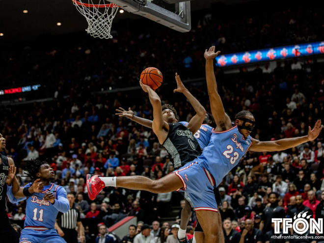 No. 19 Bearcats handle No. 22 Flyers, 66-59