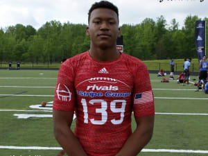 3-Star DE Collins Very High On UNC