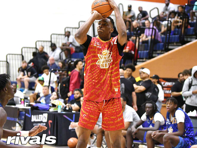 Kentucky favored to pick up another commitment Monday