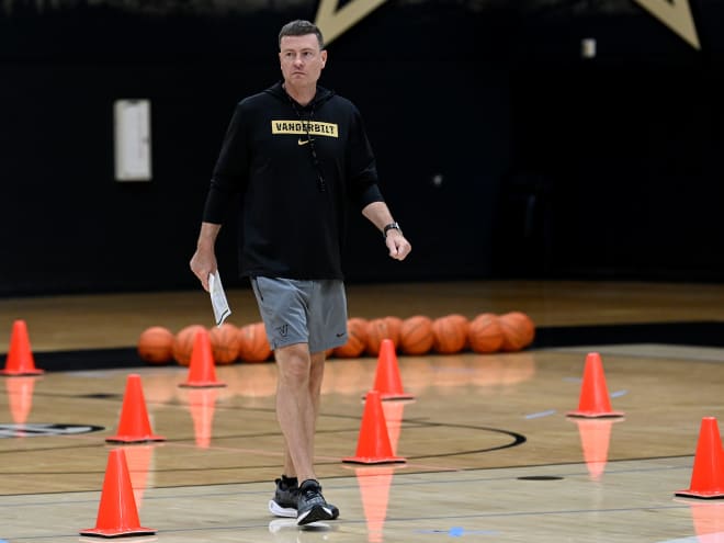 Mark Byington setting tone by labeling every Vanderbilt player point guard