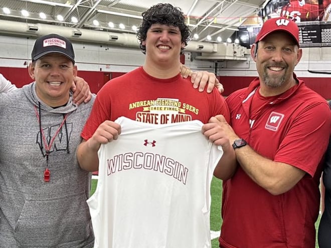 2026 OL Benjamin Novak joins the 'brotherhood' at Wisconsin