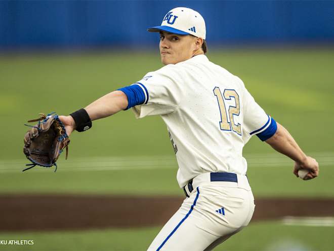 Kansas wins Big 12 opener over Baylor behind Dominic Voegele’s gem