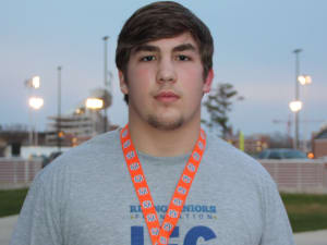 Georgia OT visits Auburn, awaits offer