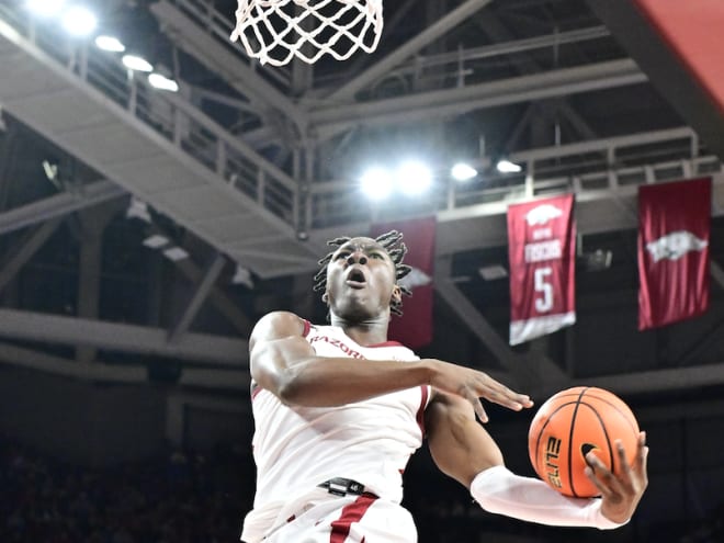 Steals, slams winning combo for Hoop Hogs against Little Rock