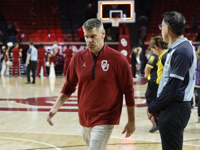 Midweek Mailbag: What is Porter Moser's future at Oklahoma?