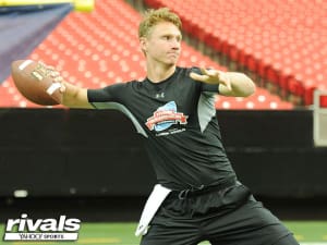 Northwestern offers 2018 quarterback