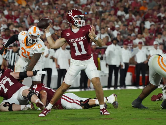 Venables on Arnold's backwards pass/fumble: 'That's a (run) all the way'