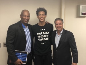 Calipari looks ahead to 2020, offers Johnson and Roach