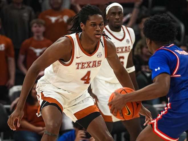 Aggies add former Texas forward