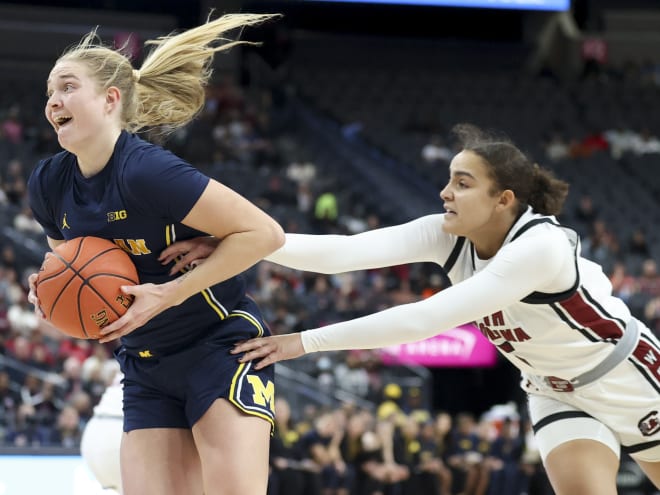 Michigan WBB cruises to 99-62 victory over Central Michigan