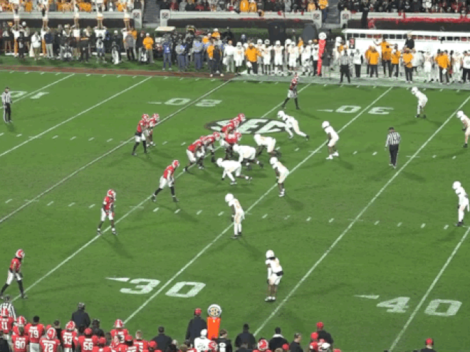 Film Don’t Lie: Playmaking on contested catches - the good