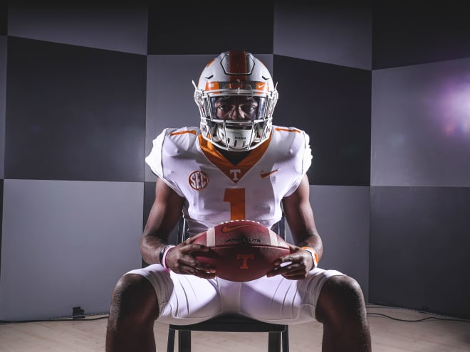 In-home visit 'speaks volumes' to athletic quarterback Jimmy Holiday