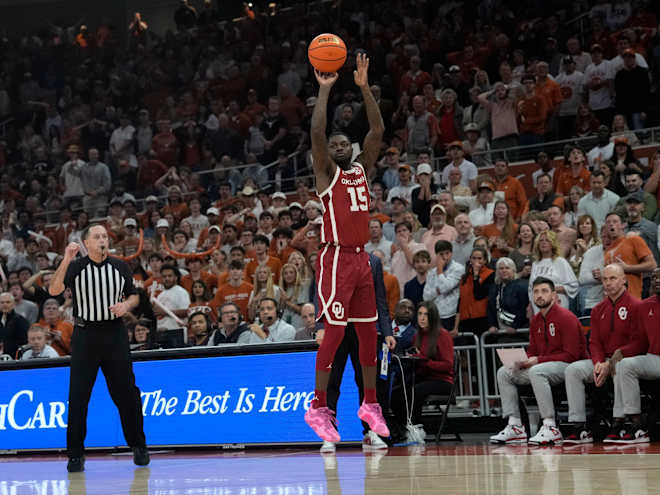 Hoops: Oklahoma ends losing streak against Texas, grabbing a 76-72 win