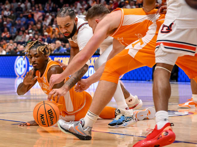 Social media reacts to Tennessee's SEC Tournament win over Auburn