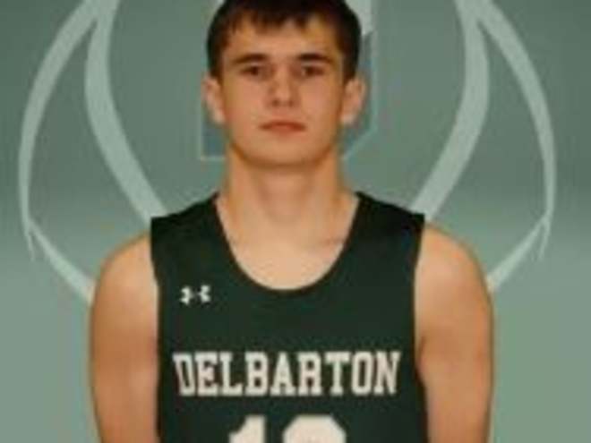Mahoney makes college pick