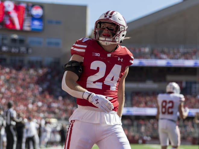 VIDEOS: Wisconsin players address media ahead of Alabama matchup