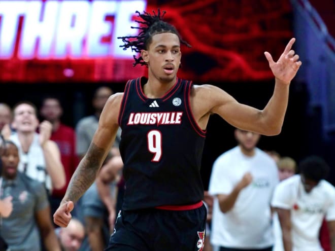 Louisville wins third game of season, overcomes Winthrop