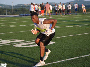 Ole Miss continues to chase 2018 4-star Jaylon King