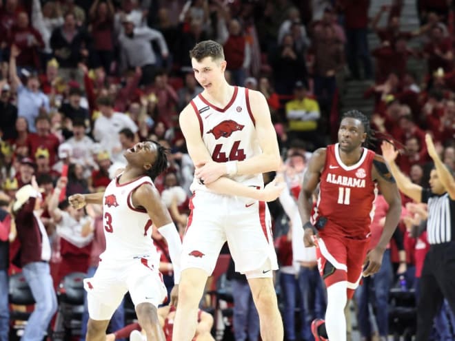 Big Z's scoring outburst wills Hogs to near-upset of Alabama