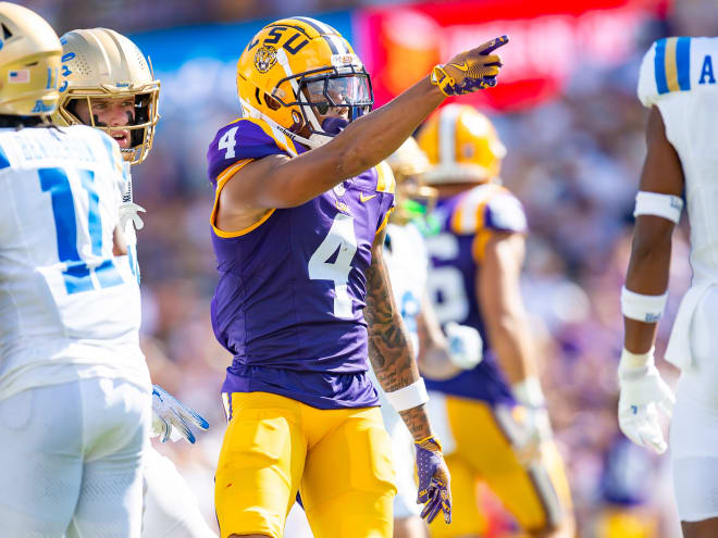 LSU WR CJ Daniels intends to enter the transfer portal