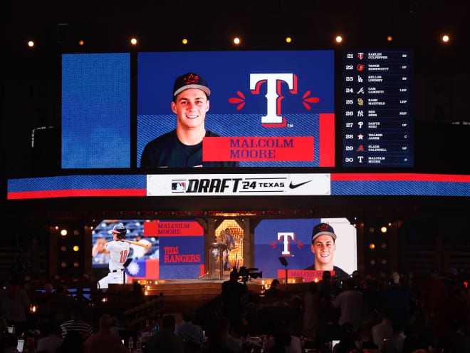 Stanford catcher Malcolm Moore goes 30th overall to Rangers in MLB Draft
