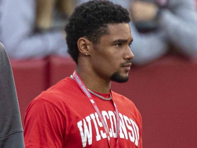 Inked for the Wisconsin Badgers: Three-star safety Austin Brown