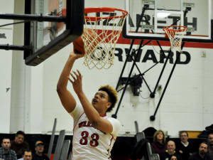 UConn Target Tre Mitchell Realizing His Potential at Woodstock Academy