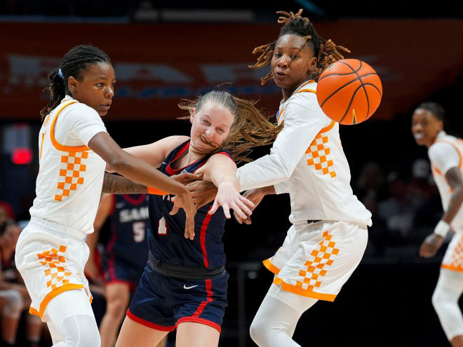 Live updates, discussion: No. 15 Lady Vols vs. Winthrop