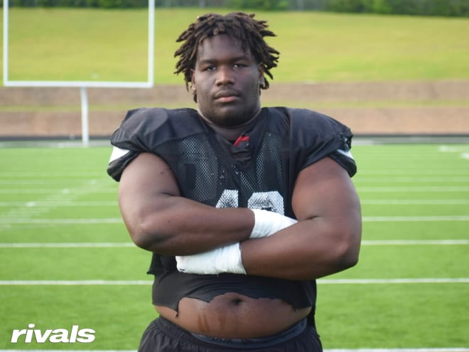 Better Know A Badger – 2025 three-star defensive tackle Xavier Ukponu