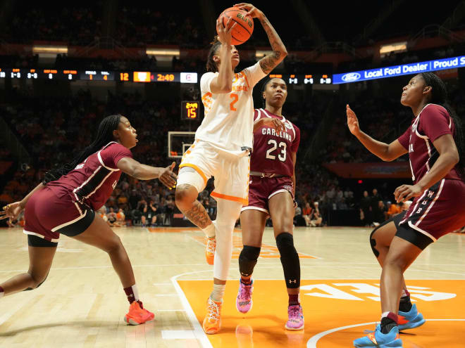 Lady Vols held to season-low points in blowout loss to South Carolina