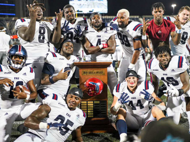 Owls dominate FIU 52-7 for sixth-straight Shula Bowl win