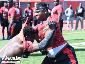 LSU grabs 2018 Texas offensive lineman Kenyon Green