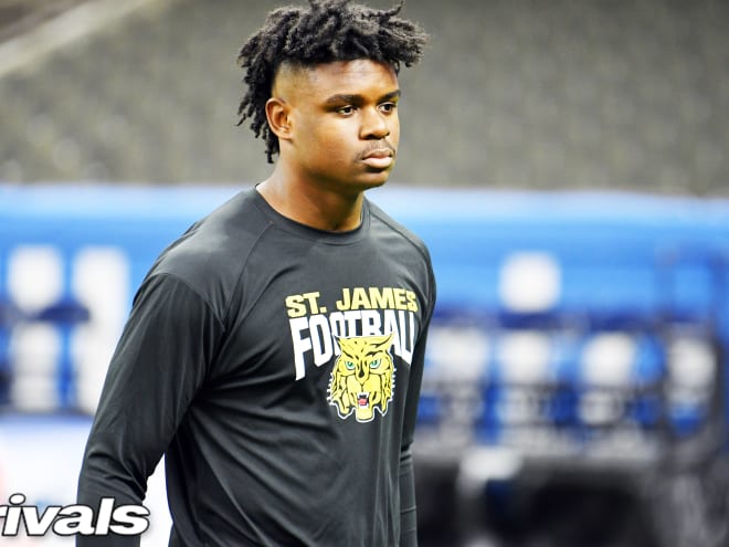 LSU picks up commitment from St. James DE Saivion Jones