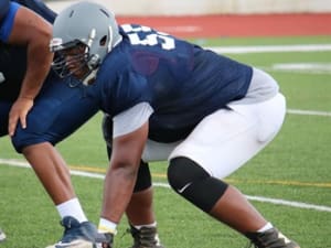 Heavily-Recruited JUCO OT Anthony Whigan Talks Hogs, Visit Plans