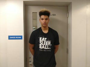 Tre Mitchell looks like an elite big man in 2019 class 