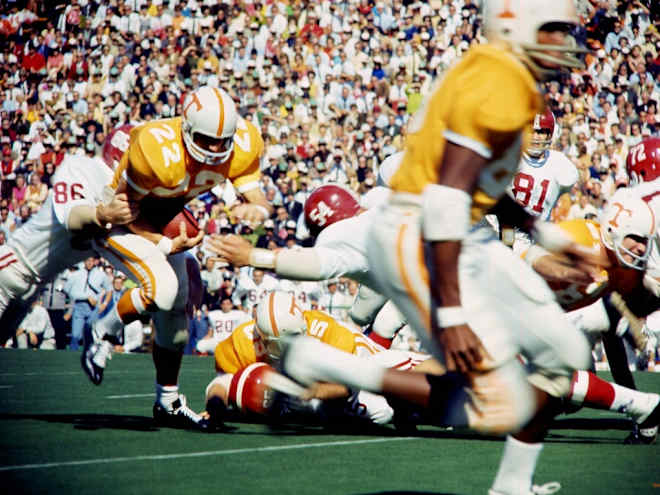 100 games in 100 days: Vols hold off Alabama late in ‘68