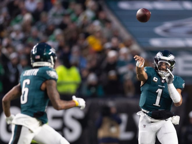 Tide Watch NFL Week 15: Hurts and Smith lead Eagles to 10th straight win