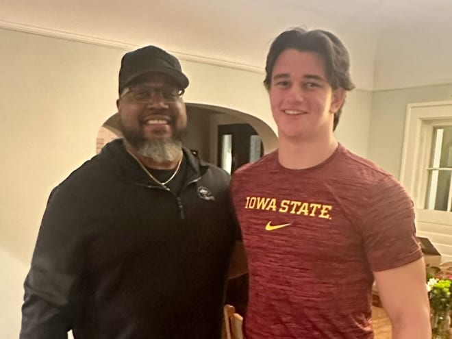 2026 defender pencils in junior day visit to Iowa State