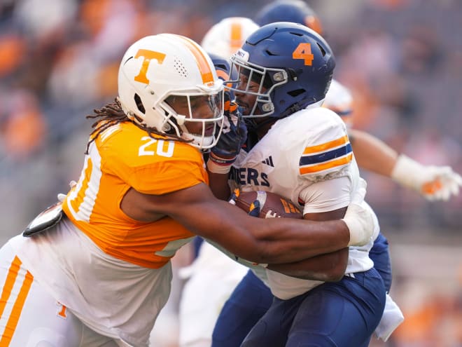 Snap counts, game grades from Tennessee football's win over UTEP