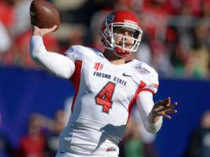 Fresno State to retire Derek Carr’s jersey at Bulldogs’ 2017 home opener