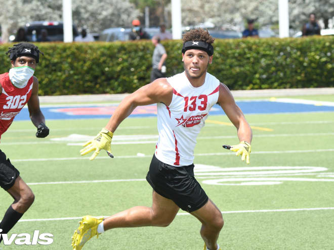 Commitment predictions for top 10 uncommitted 2023 WRs